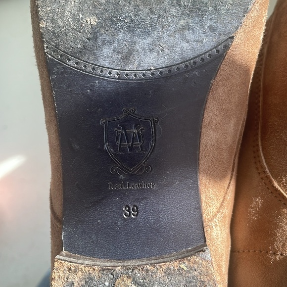 Beautiful suede Massimo Dutti boots size 39 (size 8). - Picture 6 of 7